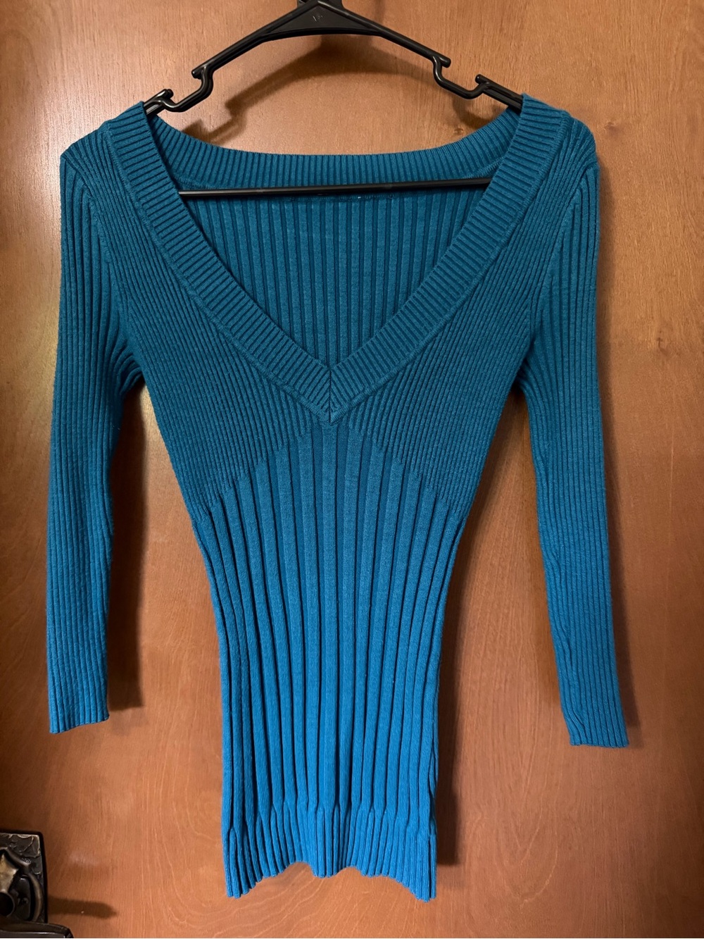 Women's Teal Ribbed V‑Neck Sweater